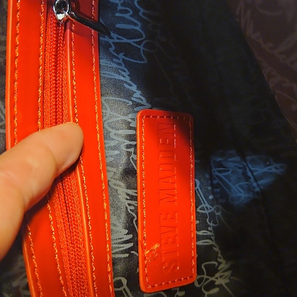 Steve Madden Red Patent Leather Chain Strap Shoulder Bag Purse - Picture 8 of 11